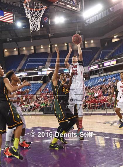Thumbnail 3 in Antelope vs. Vanden (CIF SJS D2 Semifinal) photogallery.