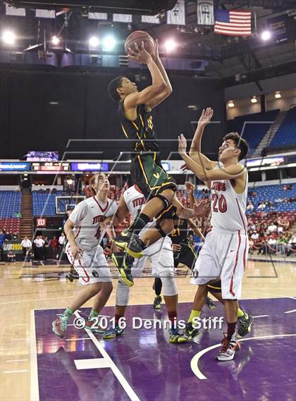 Thumbnail 2 in Antelope vs. Vanden (CIF SJS D2 Semifinal) photogallery.