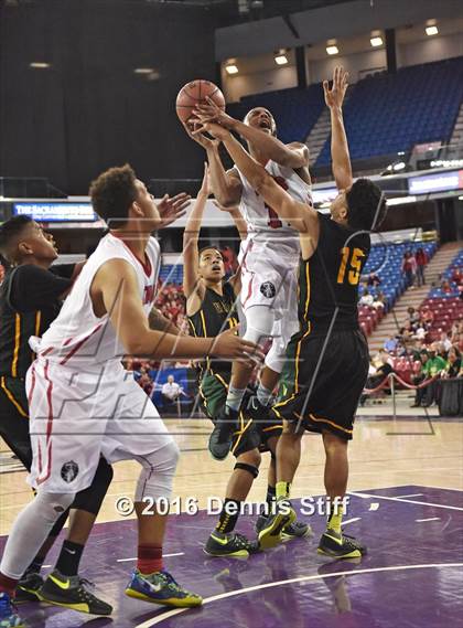 Thumbnail 3 in Antelope vs. Vanden (CIF SJS D2 Semifinal) photogallery.