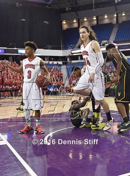 Thumbnail 3 in Antelope vs. Vanden (CIF SJS D2 Semifinal) photogallery.