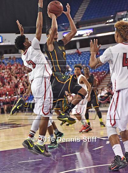 Thumbnail 3 in Antelope vs. Vanden (CIF SJS D2 Semifinal) photogallery.