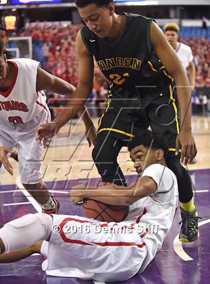 Thumbnail 3 in Antelope vs. Vanden (CIF SJS D2 Semifinal) photogallery.