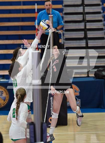 Thumbnail 3 in Archie Williams @ Buckley (CIF D3 State Final) photogallery.
