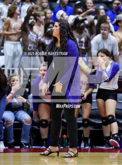 Thumbnail 2 in Beckville vs. Crawford (UIL Volleyball 2A Semifinals) photogallery.