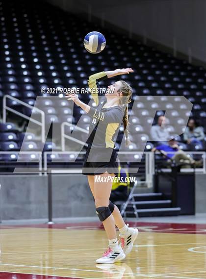 Thumbnail 2 in Beckville vs. Crawford (UIL Volleyball 2A Semifinals) photogallery.