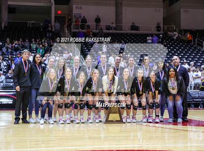 Thumbnail 2 in Beckville vs. Crawford (UIL Volleyball 2A Semifinals) photogallery.