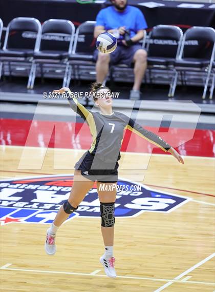 Thumbnail 3 in Beckville vs. Crawford (UIL Volleyball 2A Semifinals) photogallery.