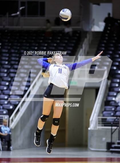 Thumbnail 2 in Beckville vs. Crawford (UIL Volleyball 2A Semifinals) photogallery.