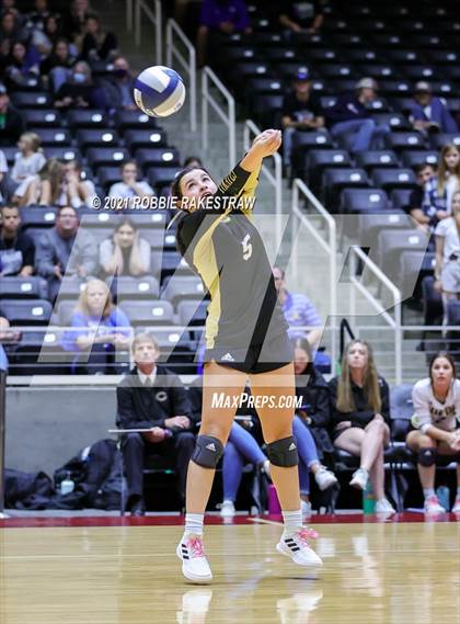 Thumbnail 2 in Beckville vs. Crawford (UIL Volleyball 2A Semifinals) photogallery.
