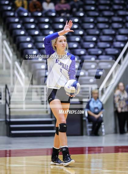Thumbnail 1 in Beckville vs. Crawford (UIL Volleyball 2A Semifinals) photogallery.