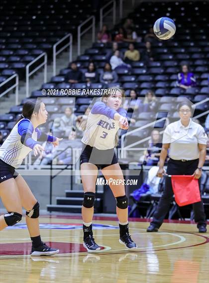 Thumbnail 3 in Beckville vs. Crawford (UIL Volleyball 2A Semifinals) photogallery.