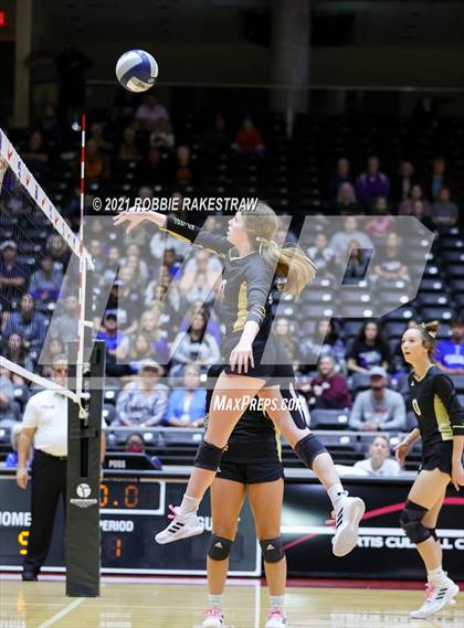 Thumbnail 3 in Beckville vs. Crawford (UIL Volleyball 2A Semifinals) photogallery.