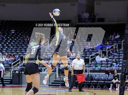 Thumbnail 2 in Beckville vs. Crawford (UIL Volleyball 2A Semifinals) photogallery.