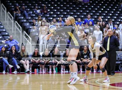 Thumbnail 1 in Beckville vs. Crawford (UIL Volleyball 2A Semifinals) photogallery.