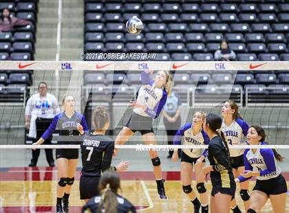 Thumbnail 2 in Beckville vs. Crawford (UIL Volleyball 2A Semifinals) photogallery.