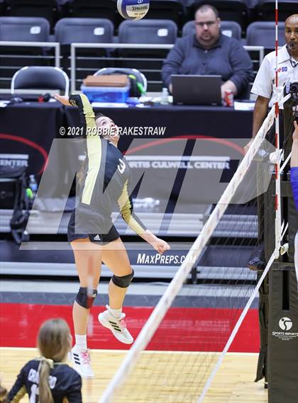 Thumbnail 3 in Beckville vs. Crawford (UIL Volleyball 2A Semifinals) photogallery.