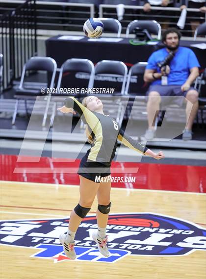 Thumbnail 1 in Beckville vs. Crawford (UIL Volleyball 2A Semifinals) photogallery.