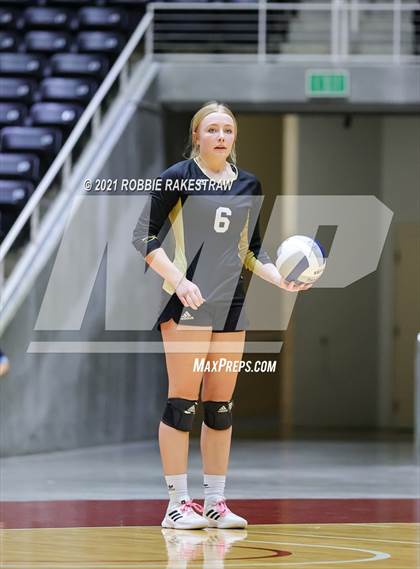 Thumbnail 3 in Beckville vs. Crawford (UIL Volleyball 2A Semifinals) photogallery.