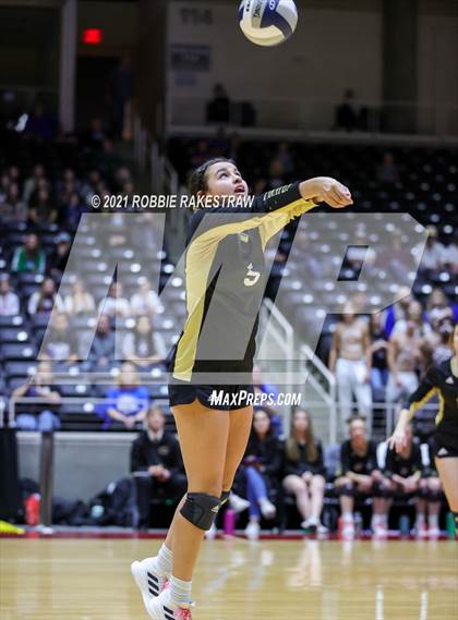 Thumbnail 1 in Beckville vs. Crawford (UIL Volleyball 2A Semifinals) photogallery.