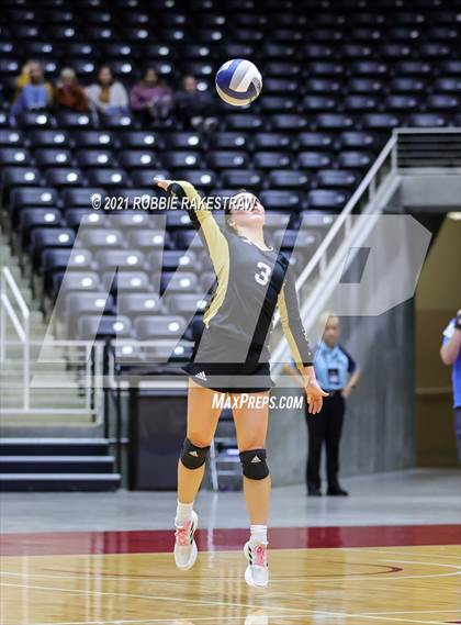 Thumbnail 3 in Beckville vs. Crawford (UIL Volleyball 2A Semifinals) photogallery.