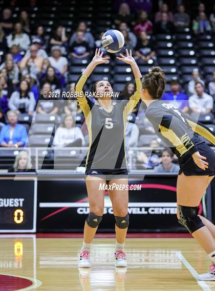 Thumbnail 3 in Beckville vs. Crawford (UIL Volleyball 2A Semifinals) photogallery.