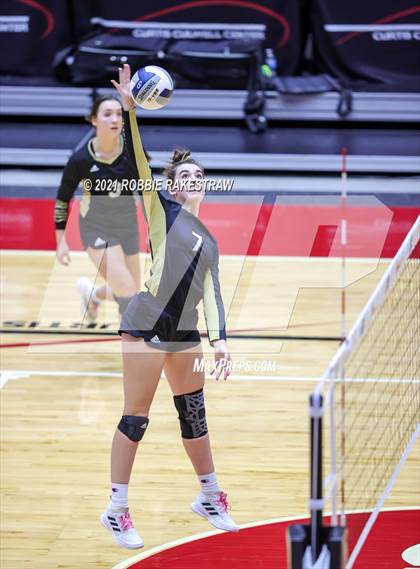 Thumbnail 1 in Beckville vs. Crawford (UIL Volleyball 2A Semifinals) photogallery.