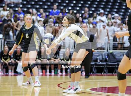 Thumbnail 2 in Beckville vs. Crawford (UIL Volleyball 2A Semifinals) photogallery.