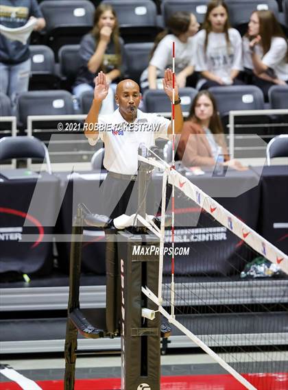 Thumbnail 2 in Beckville vs. Crawford (UIL Volleyball 2A Semifinals) photogallery.