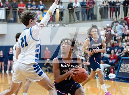 Thumbnail 1 in Central @ Burroughs (MSHSAA Class 4 Quarterfinal) photogallery.