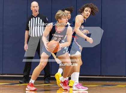 Thumbnail 2 in Central @ Burroughs (MSHSAA Class 4 Quarterfinal) photogallery.