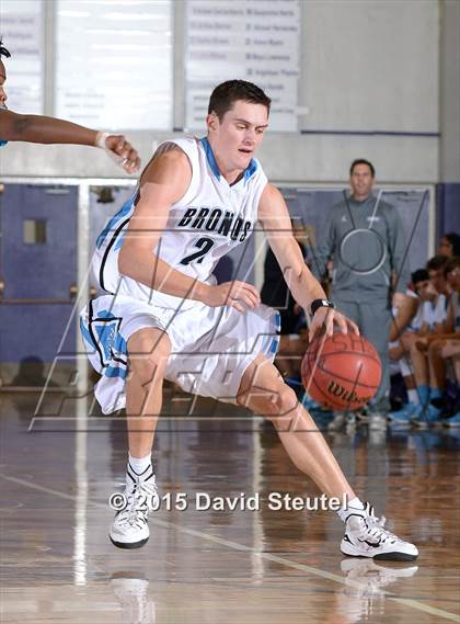 Thumbnail 3 in Burbank vs. Clovis North (St. Hope Elite Classic) photogallery.