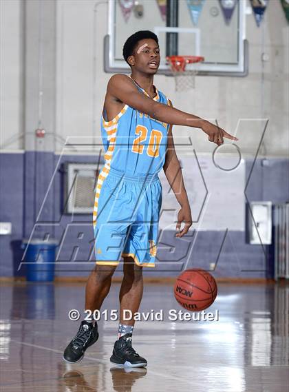 Thumbnail 1 in Burbank vs. Clovis North (St. Hope Elite Classic) photogallery.