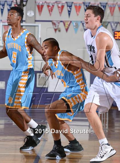 Thumbnail 1 in Burbank vs. Clovis North (St. Hope Elite Classic) photogallery.