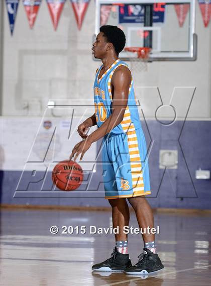 Thumbnail 3 in Burbank vs. Clovis North (St. Hope Elite Classic) photogallery.
