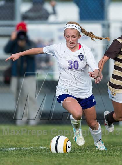 Thumbnail 3 in Davis @ Riverton (UHSAA 5A 1st Round) photogallery.