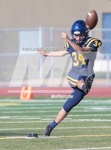 Thumbnail 2 in Tracy @ Turlock photogallery.