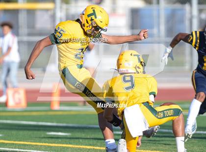 Thumbnail 1 in Tracy @ Turlock photogallery.
