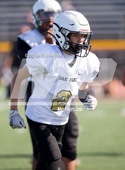 Thumbnail 1 in Oak Park vs Simi Valley  photogallery.