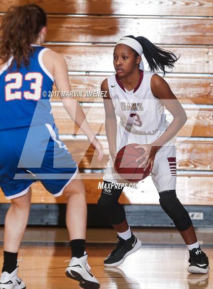 Thumbnail 3 in Royal vs Westlake photogallery.