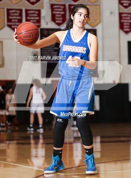 Thumbnail 2 in Royal vs Westlake photogallery.