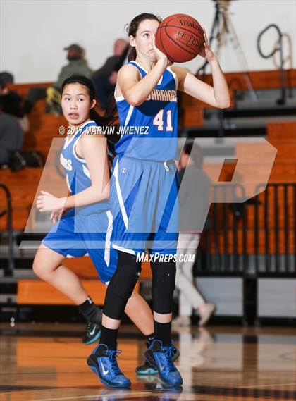 Thumbnail 1 in Royal vs Westlake photogallery.
