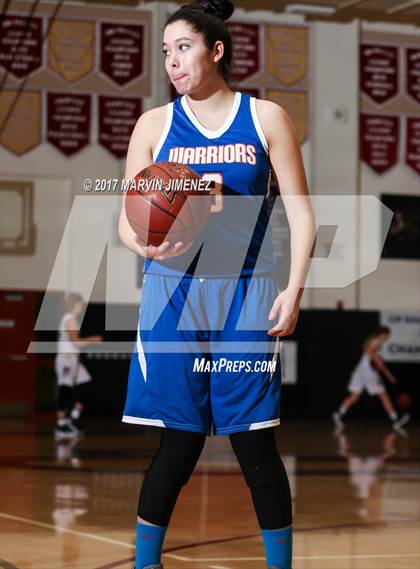 Thumbnail 1 in Royal vs Westlake photogallery.