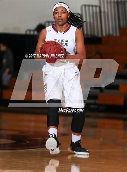 Thumbnail 2 in Royal vs Westlake photogallery.