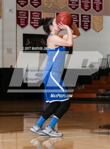 Thumbnail 3 in Royal vs Westlake photogallery.
