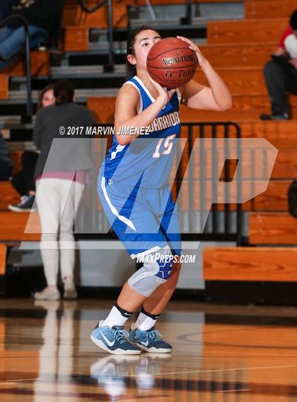 Thumbnail 2 in Royal vs Westlake photogallery.