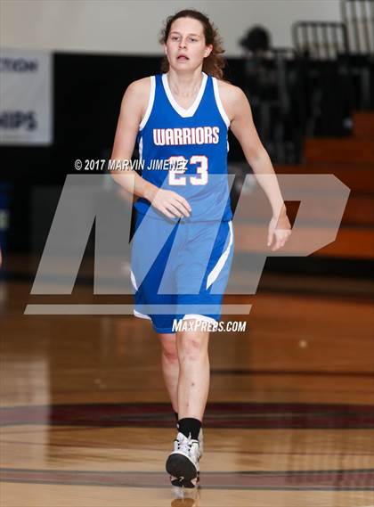 Thumbnail 3 in Royal vs Westlake photogallery.