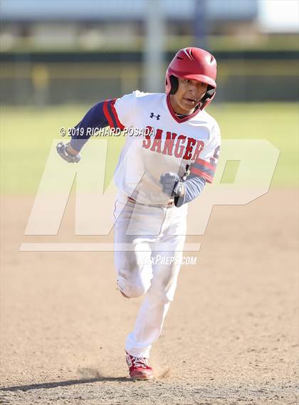 Thumbnail 1 in Selma @ Sanger photogallery.