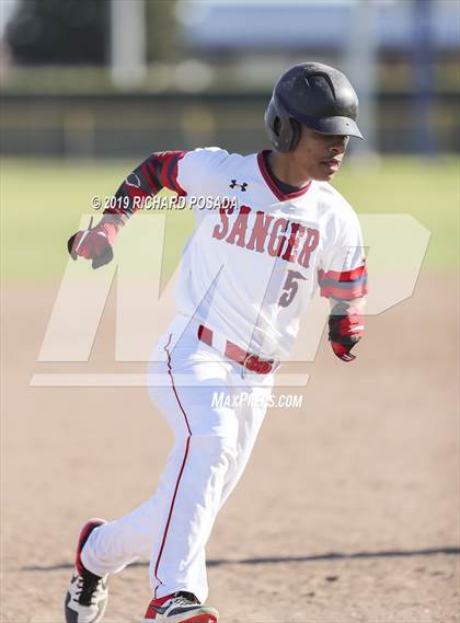 Thumbnail 3 in Selma @ Sanger photogallery.