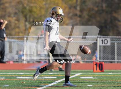 Thumbnail 3 in River Dell vs Northern Highlands photogallery.