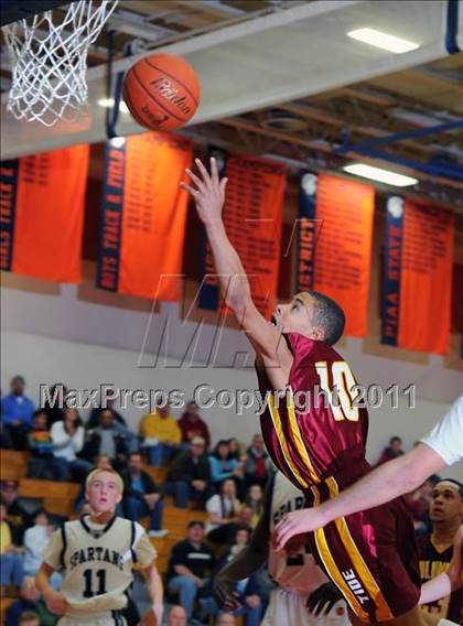 Thumbnail 1 in Columbia vs. Wyomissing (D3 Quarterfinals) photogallery.